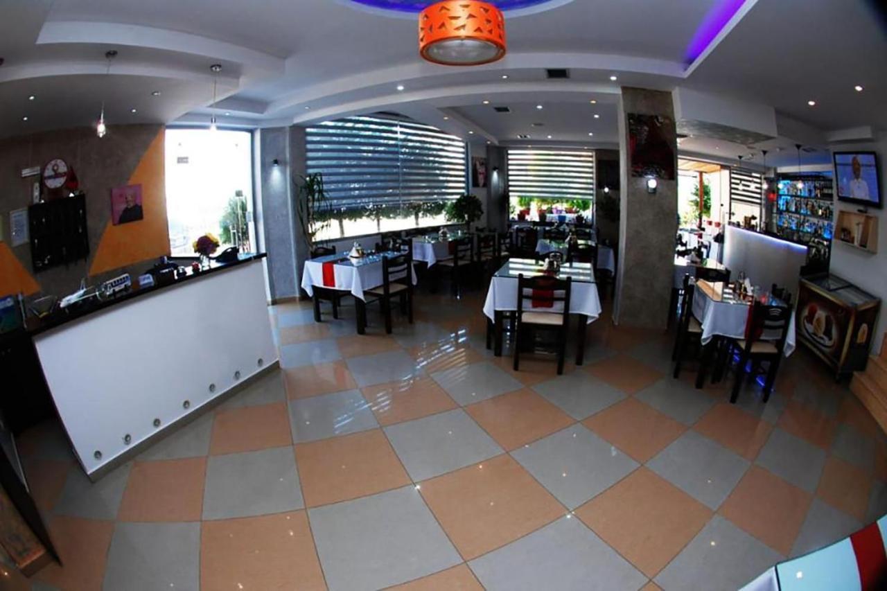 Hotel Driloni คซามิล ภายนอก รูปภาพ